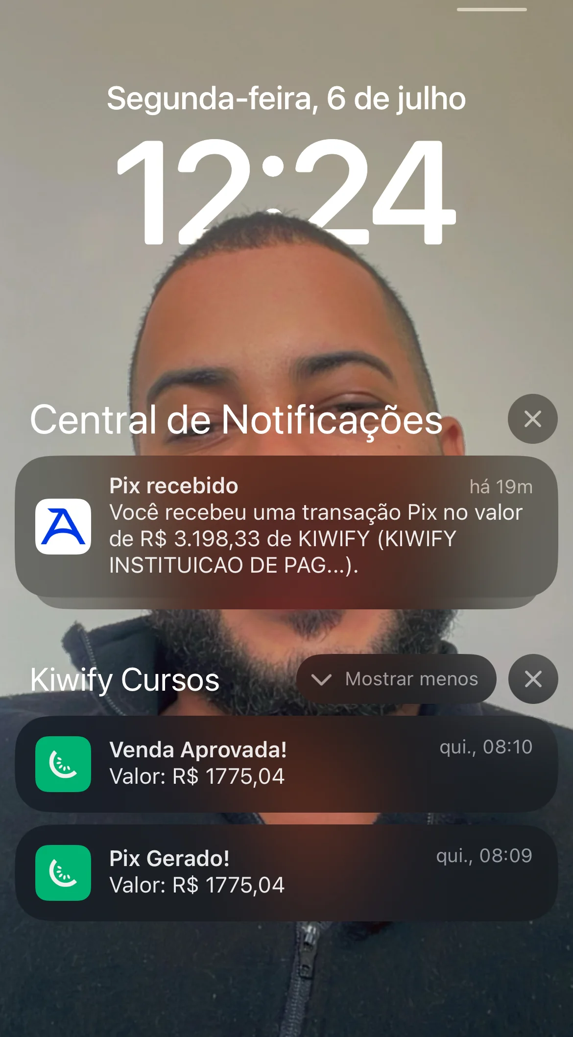 Comprovante de Pix e vendas